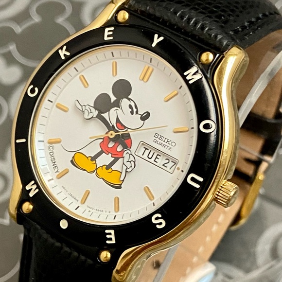 Vintage Disney X Seiko Mickey Mouse Men's / Unisex Watch 7N43-6A99 - Picture 5 of 16